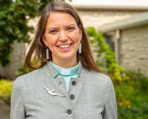 Headshot of Pastor Sara, Lake Nokomis Lutheran Church